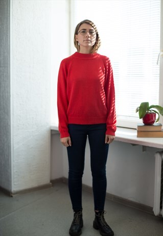 VINTAGE 90'S RED MINIMALIST JUMPER