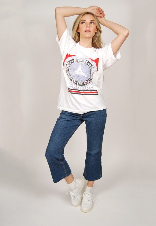 garment image