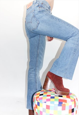 VINTAGE 90'S BOOTCUT KICK FLARE LEVI JEANS