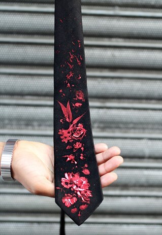 VINTAGE ALEXANDER MCQUEEN SILK ROSE PRINT TIE