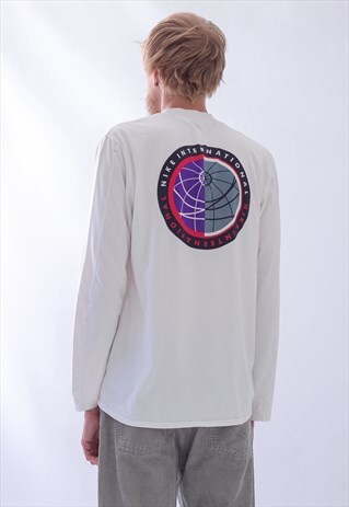 90S VINTAGE MENS INTERNATIONAL BIG LOGO LONG SLEEVE T-SHIRT