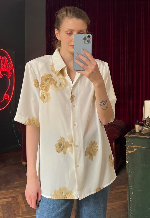 garment image