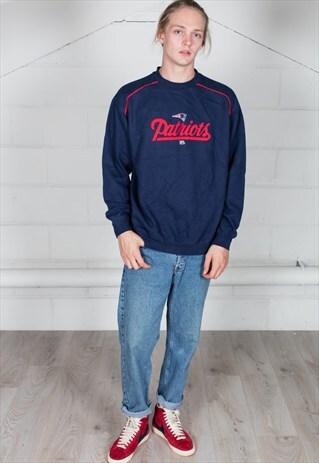 VINTAGE PATRIOTS NFL UNISEX SWEATSHIRT