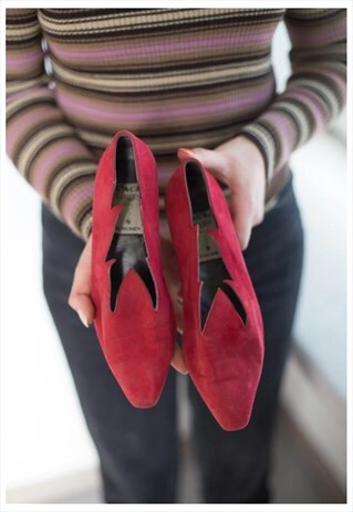VINTAGE 50'S RED SUEDE SHOES