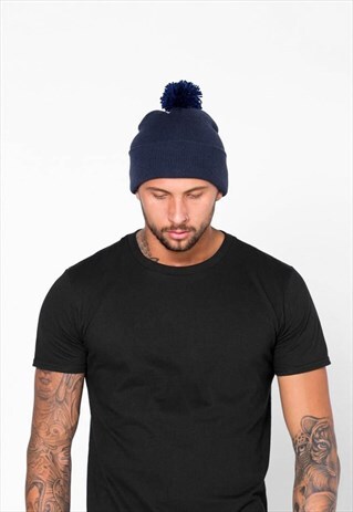 ESSENTIAL BOBBLE POM POM BEANIE HAT - NAVY BLUE