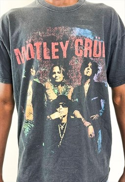 Vintage 2000s Motley Crue t-shirt 