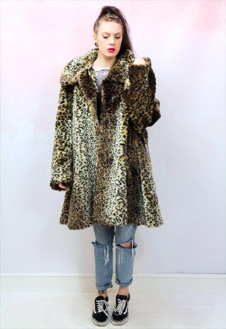 1980S VINTAGE OVERSIZED LEOPARD PRINT FAUX FUR COAT