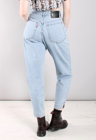 VINTAGE 80S LIGHT DENIM HIGH WAISTED CROPPED MOM JEANS