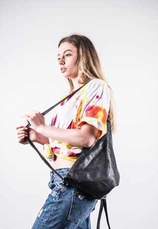 VINTAGE BLACK LEATHER RUCKSACK