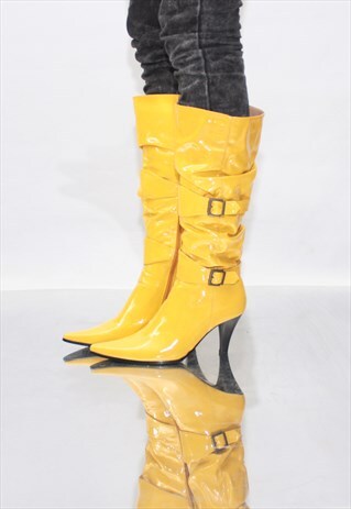 VINTAGE 90' AMAZING COOL YELLOW SHINY VINYL POINTED BOOTS