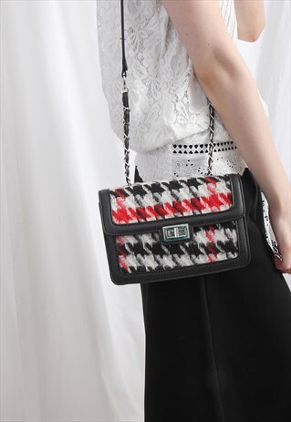 (KOREAN) MULTI-COLOR MIXED MEDIA HANDBAG WITH METAL CHAIN