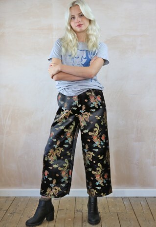 CHINESE DRAGON CROP TROUSERS