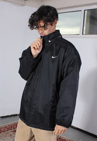 VINTAGE NIKE BLACK PADDED COAT
