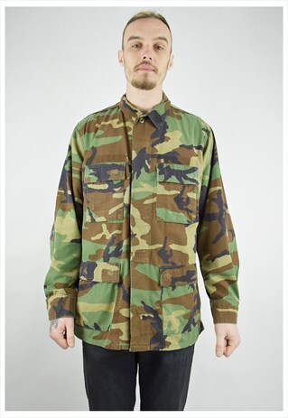 VINTAGE 80S AUTHENTIC ARMY CAMO LIGHTWEIGHT FESTIVAL JACKET
