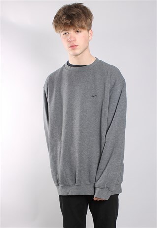 VINTAGE NIKE SWEATSHIRT