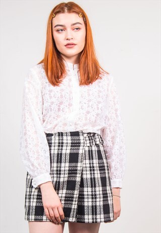 VINTAGE 90'S WHITE LACE SHEER FLORAL PATTERN BLOUSE SHIRT