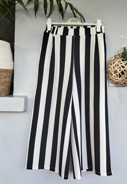Monochrome Wide Leg Striped Culotte Trousers