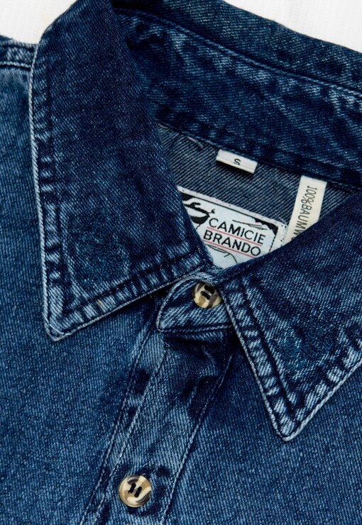 garment image