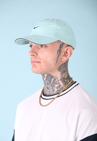 VINTAGE NIKE CAP LIGHT BLUE
