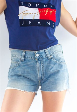 VINTAGE 90'S MID RISE LEVI'S SHORTS