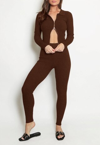 ZIP UP KNITTED COORD SET IN BROWN