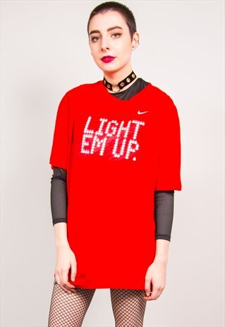 NIKE VINTAGE 90'S RED LIGHT EM UP SLOGAN T-SHIRT