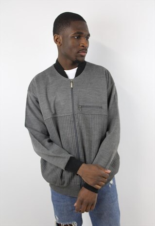 VINTAGE ZIP UP 90'S SWEATSHIRT