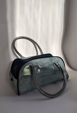 Y2K CAVALLI HOLOGRAPHIC BAGUETTE BAG IRIDESCENT SHOULDER BAG