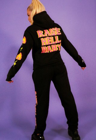 THE BLACK FLAME GRAPHIC PRINTED HOODIE