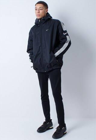 VINTAGE NIKE COAT IN BLACK