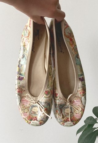 Vintage 00's Beige Multicolor Graphic Ballet Flats Shoes