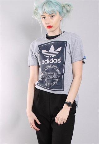 VINTAGE ADIDAS T-SHIRT