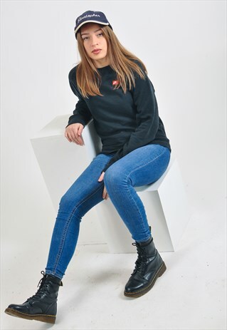 VINTAGE NIKE JUMPER IN BLACK