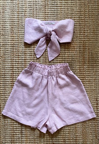 LINEN RELAXED SHORTS WITH FRILL IN PINK