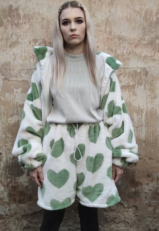 garment image