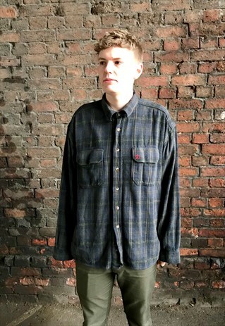VINTAGE FJALLRAVEN CHECK PLAID FLANNEL BUTTON UP SHIRT