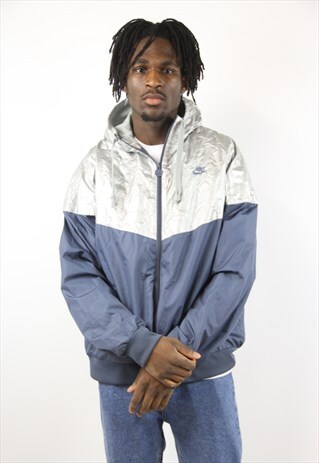 VINTAGE NIKE METALLIC HOODED SPORTS JACKET