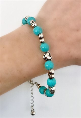 HEARTS BEADED BRACELET