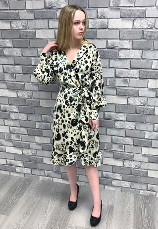 ANIMAL PRINT RUFFLED WRAP DRESS