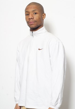 VINTAGE NIKE 1/4 ZIP LOGO SWEATSHIRT WHITE