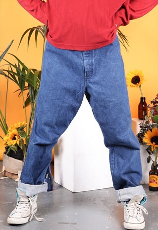VINTAGE WRANGLER MOM JEANS IN BLUE DENIM