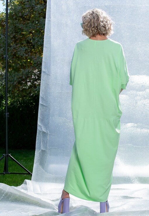 garment image
