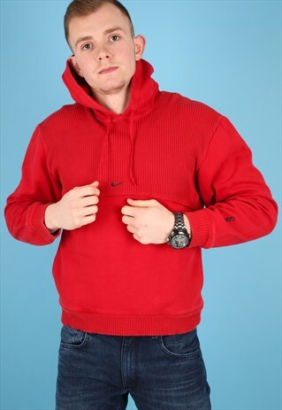 VINTAGE NIKE HOODIE IN RED NH68