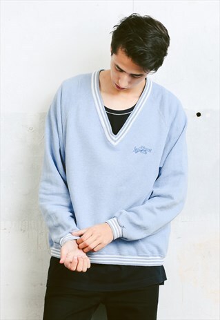 VINTAGE LEVIS SWEATSHIRT