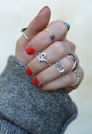 7 RETRO STACKED BOHO SILVER & TURQUOISE BLUE GEM RINGS SET