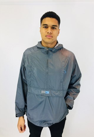 NIKE EMBROIDERED SWOOSH PULLOVER WINDBREAKER