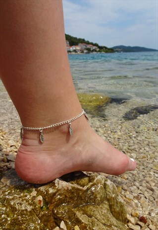 FEATHER CHARM ANKLET