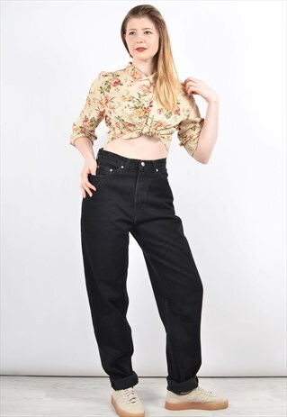 VINTAGE 90S GAP HIGH WAIST MOM JEANS IN BLACK DENIM
