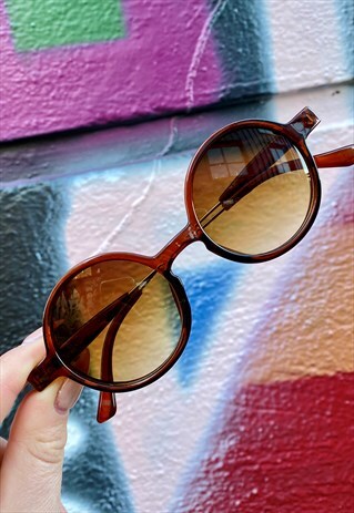 VINTAGE INSPIRED SUNGLASSES ROUND SHAPE IN BROWN WITH UV400