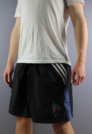 VINTAGE ADIDAS SHORTS IN BLACK WITH POCKETS, EMBROIDERED LOG